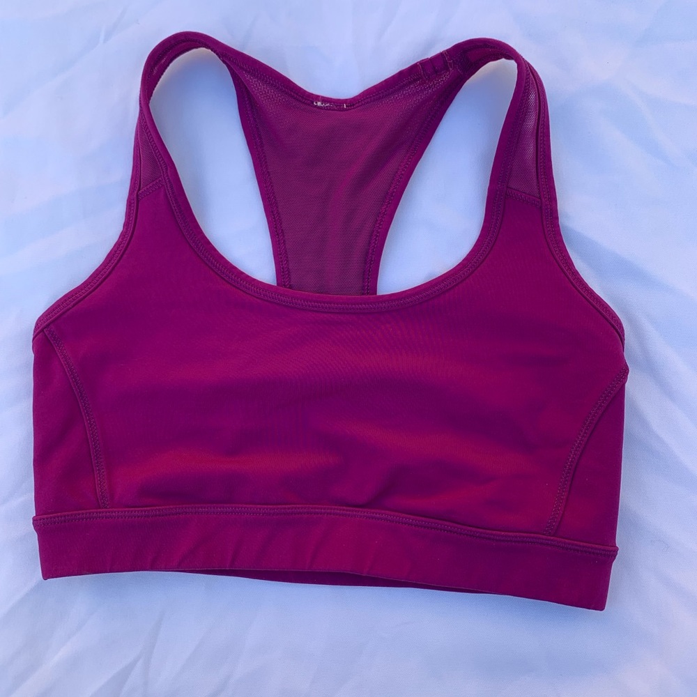 Lululemon Women’s Sports Bra Purple Size 4 # Run Hike Train Walk Jog.